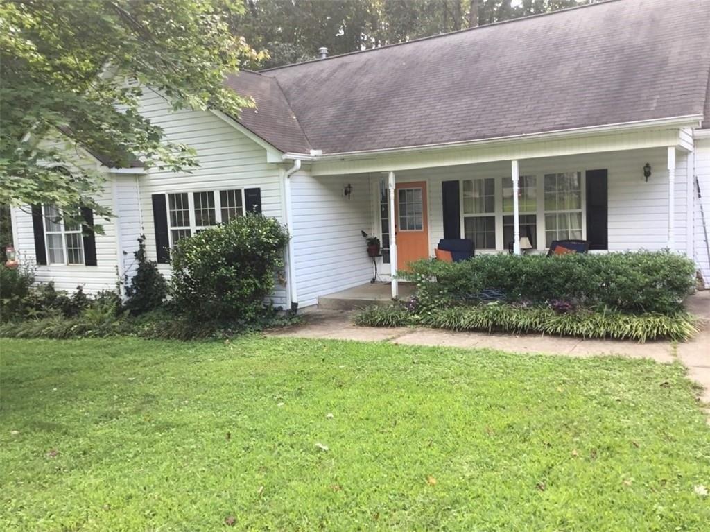 Fitts Dr Ne, Roswell, GA 30075