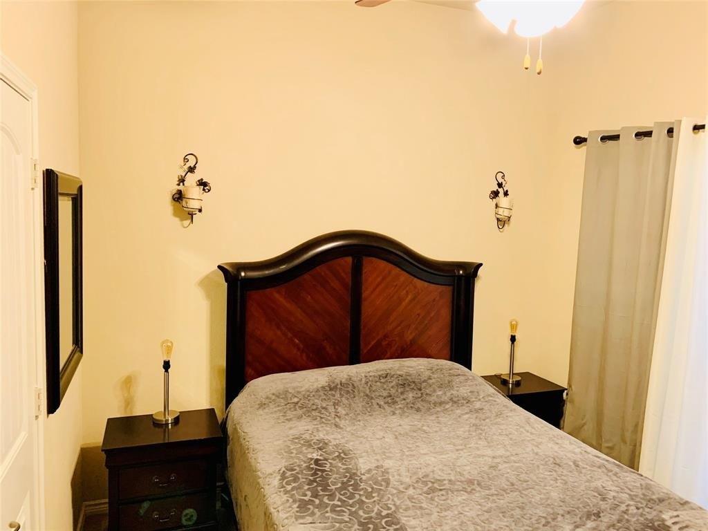 Lakeway Dr, Garland, TX 75043