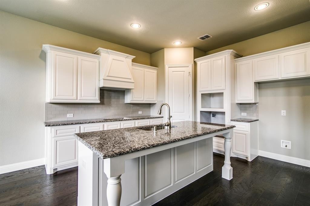 Amber Knoll Dr, Rockwall, TX 75087