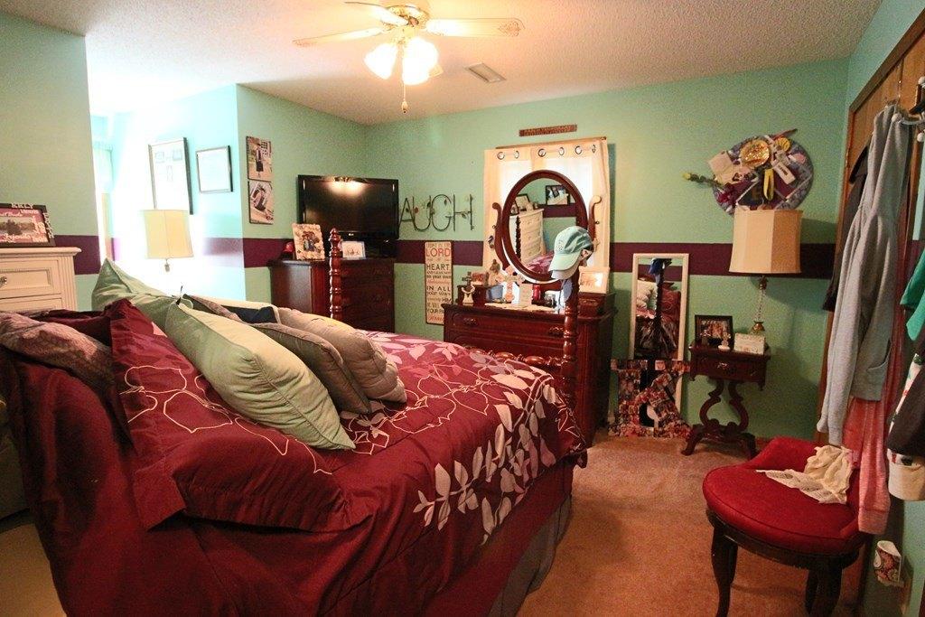 Spring St, Huntingdon, TN 38344