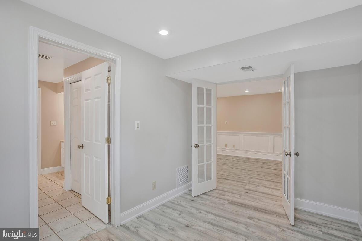 Young Ct, Springfield, VA 22153