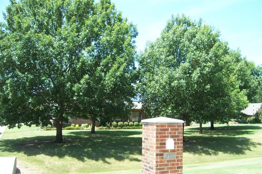 Oak Creek Ln, Denton, TX 76208