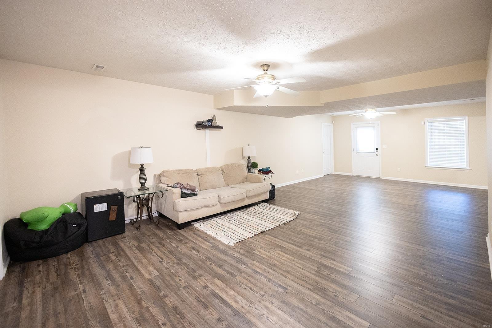 Ridgeview Dr, Saint Robert, MO 65584