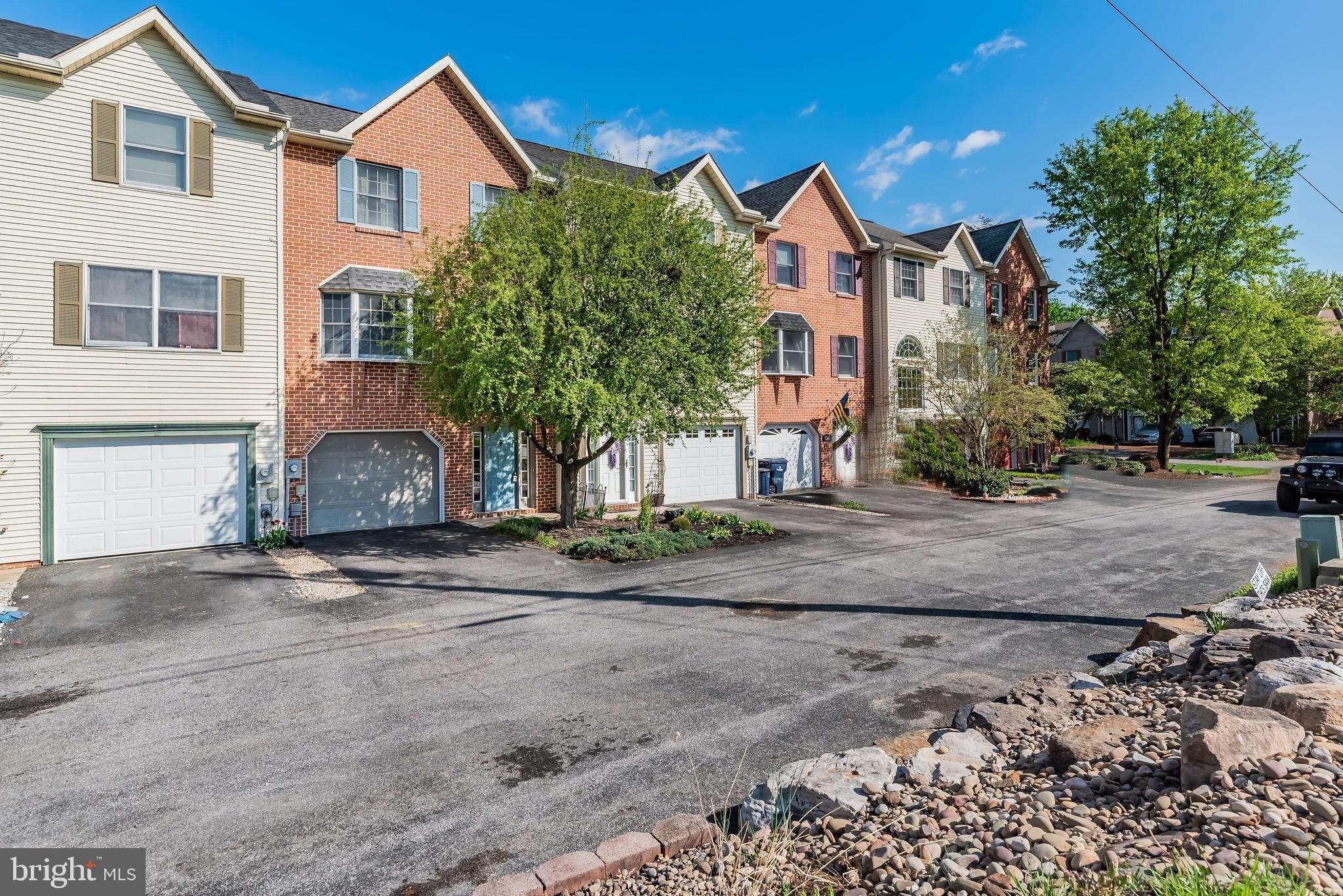 Brechbill Rd, Chambersburg, PA 17202