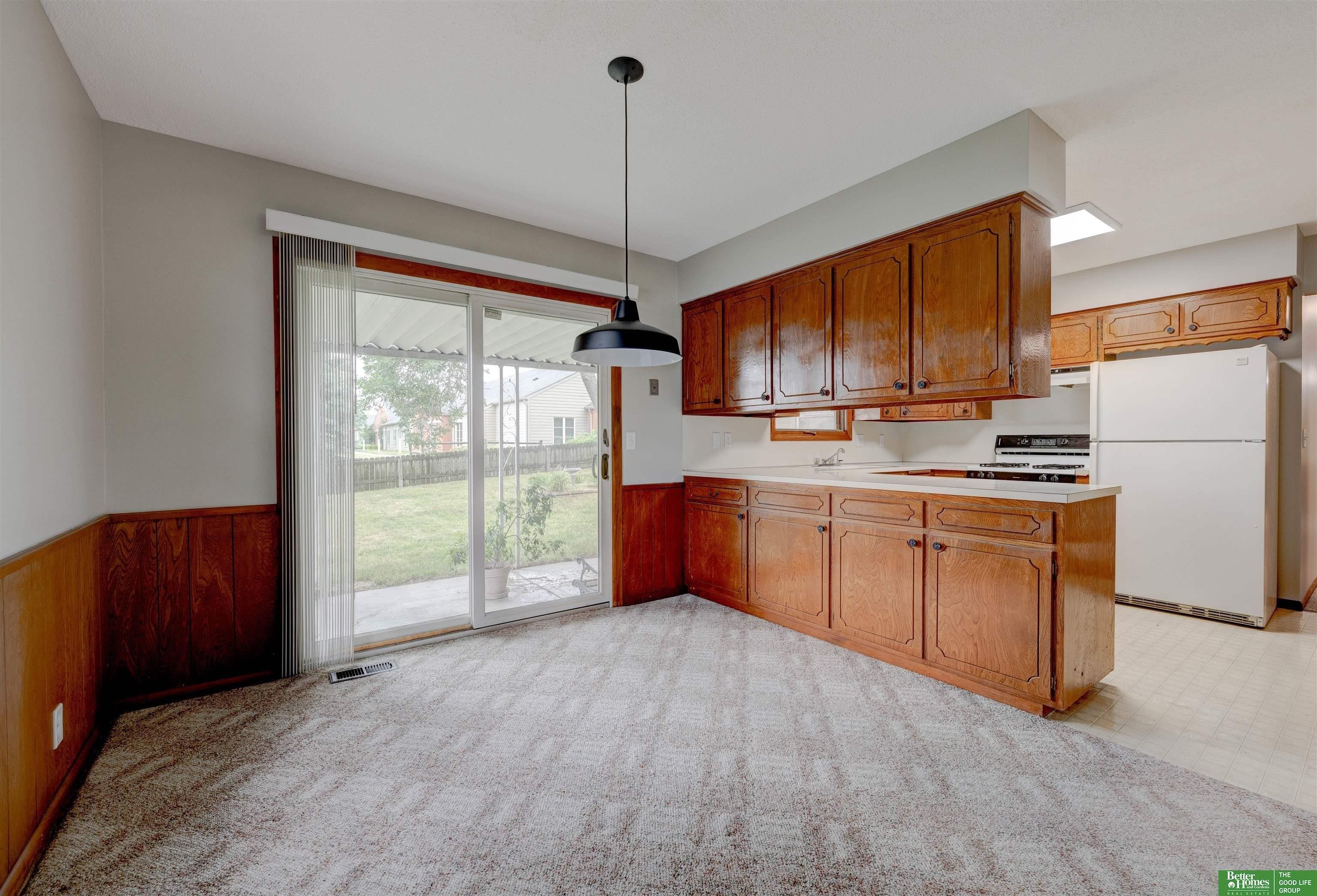 N 68th St, Omaha, NE 68104