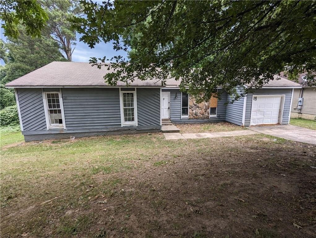 Salisbury Trl, Riverdale, GA 30296