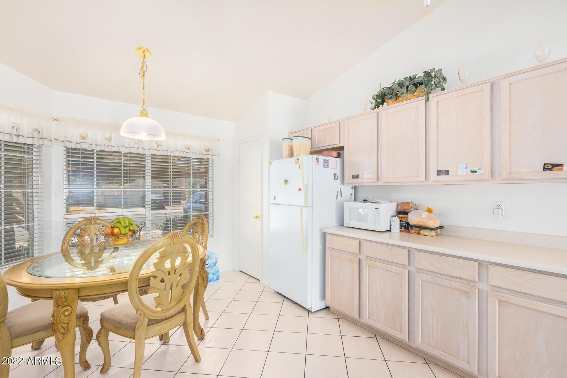 N 73rd Dr, Glendale, AZ 85303