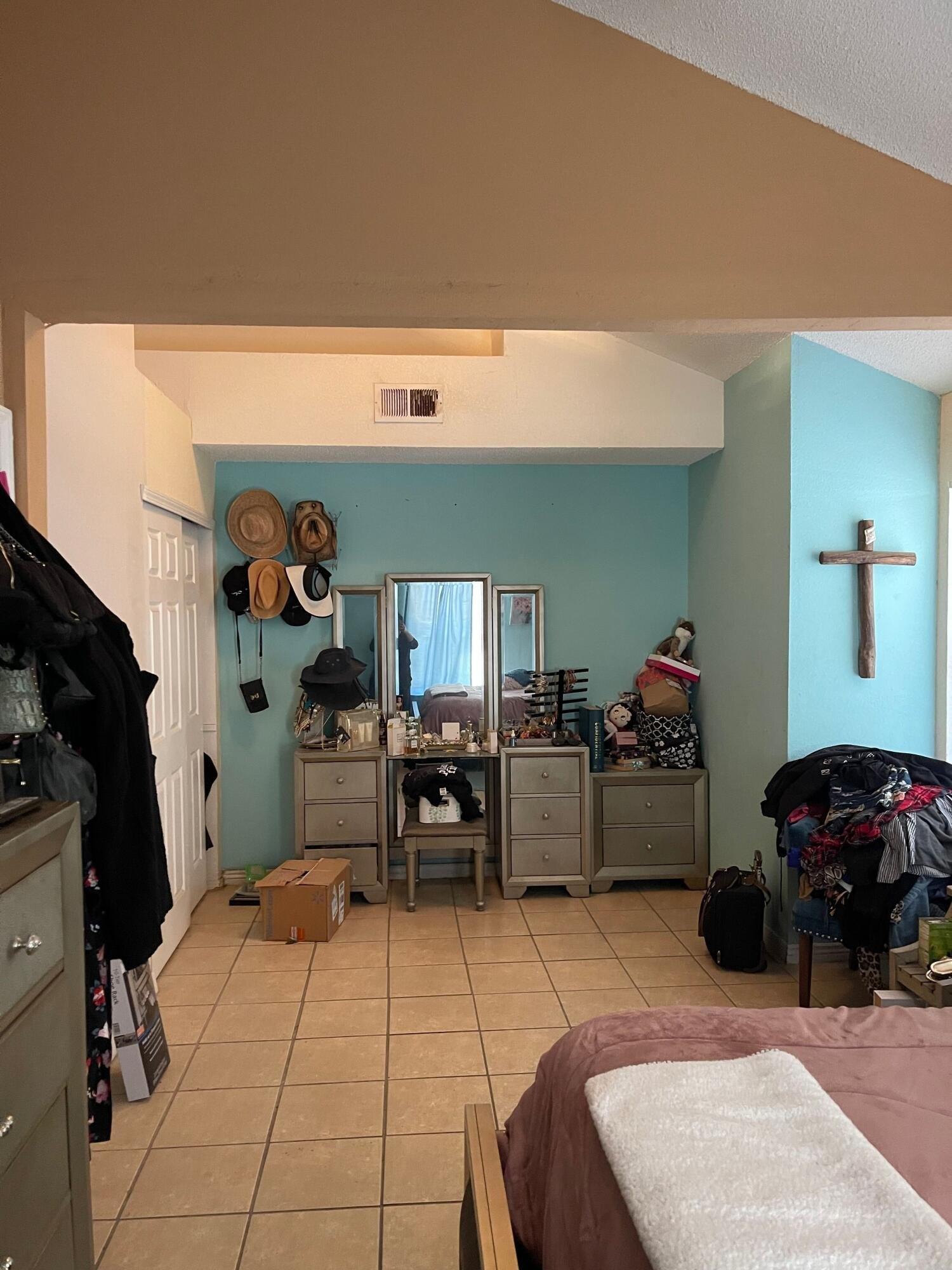 Thayer Pease Ave, Horizon City, TX 79928