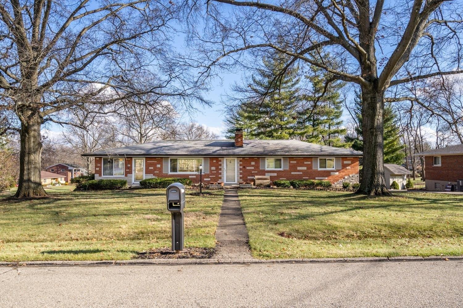 Woodthrush Dr, Cincinnati, OH 45251