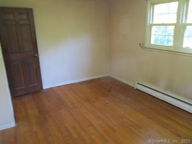 Dogwood Ln, Meriden, CT 06450