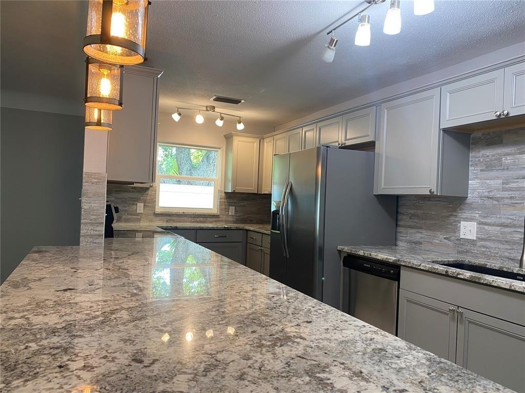 10th Ave N, Saint Petersburg, FL 33710