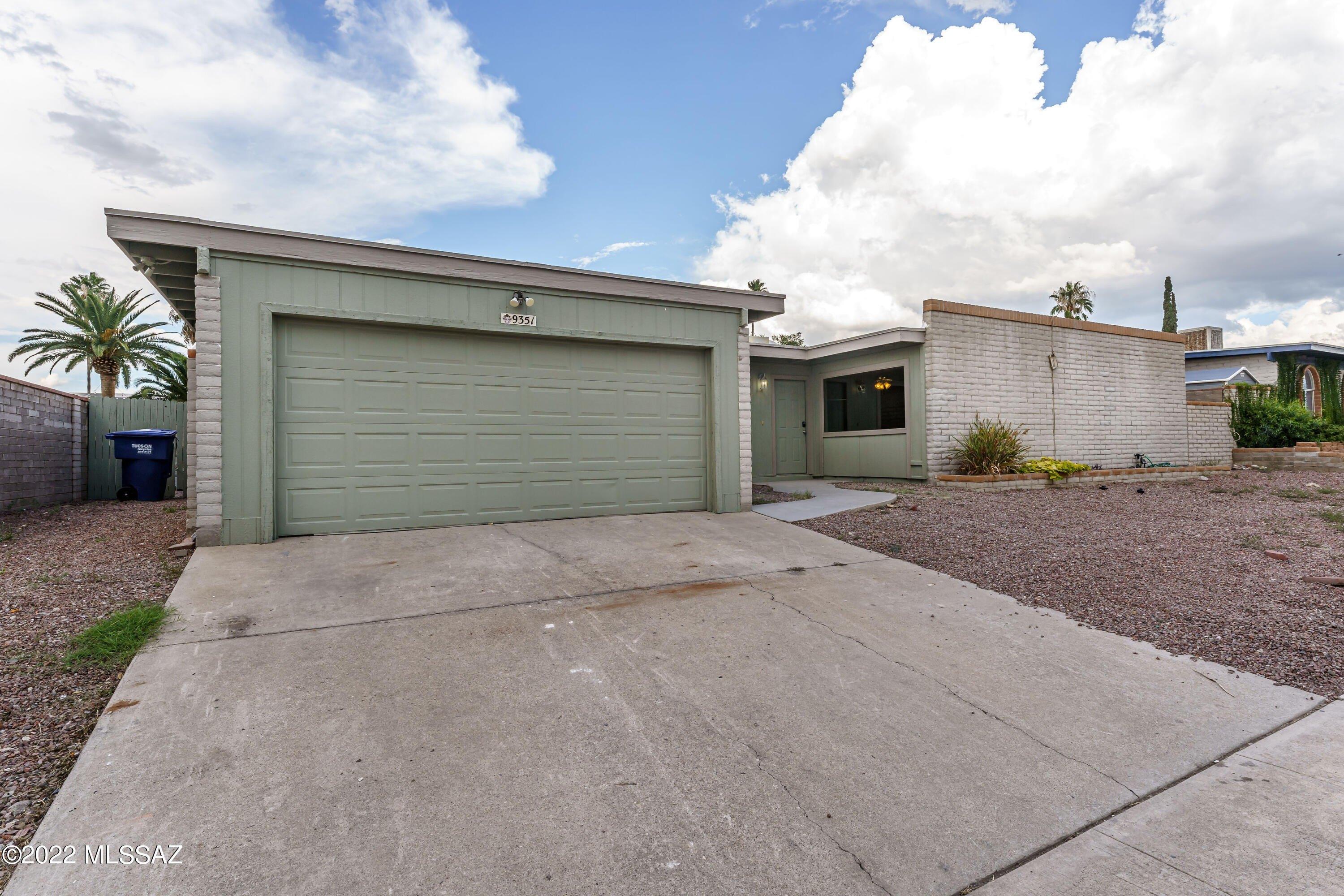 E Creek St, Tucson, AZ 85730