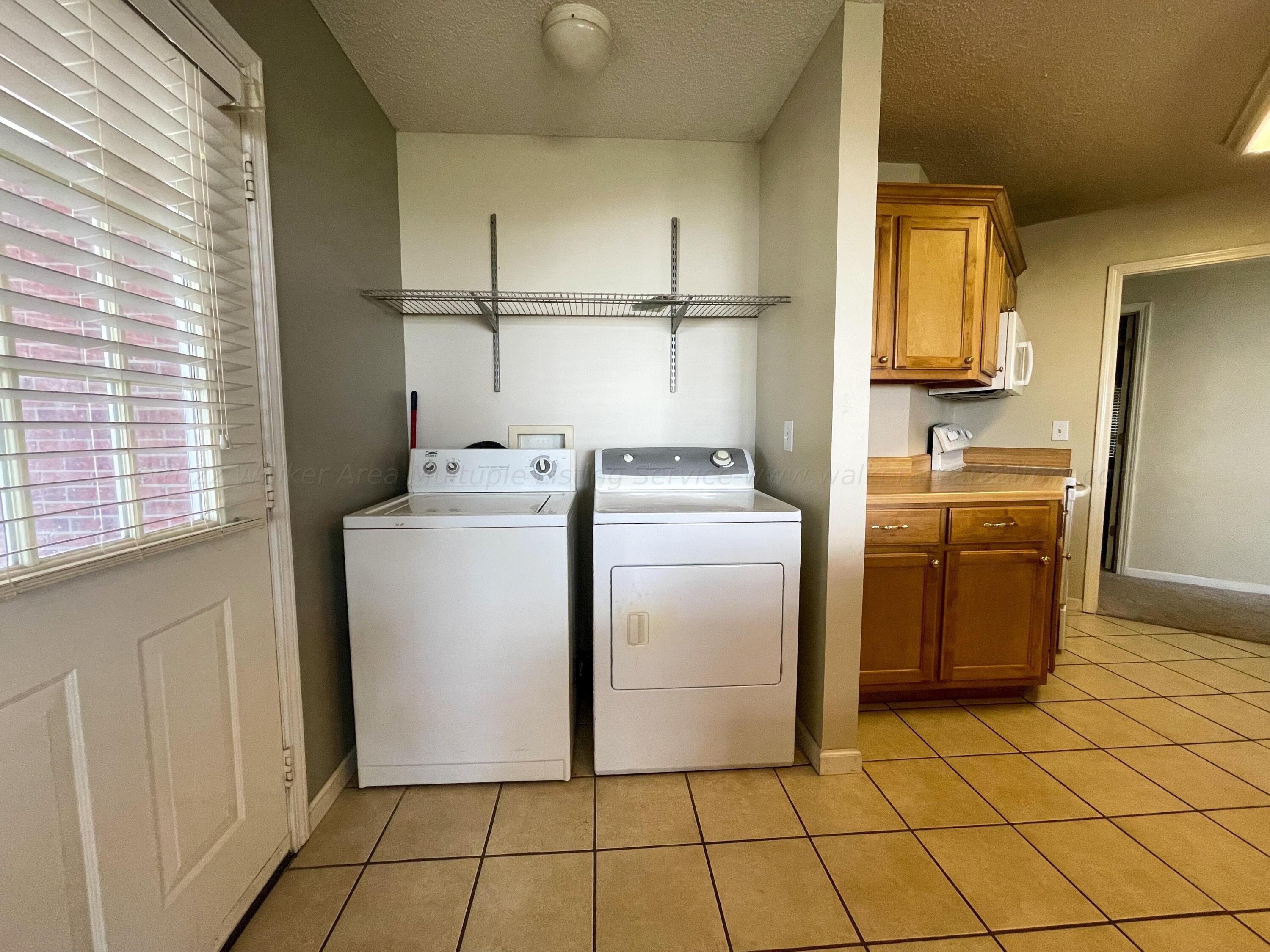 Alabaster Dr, Winfield, AL 35594