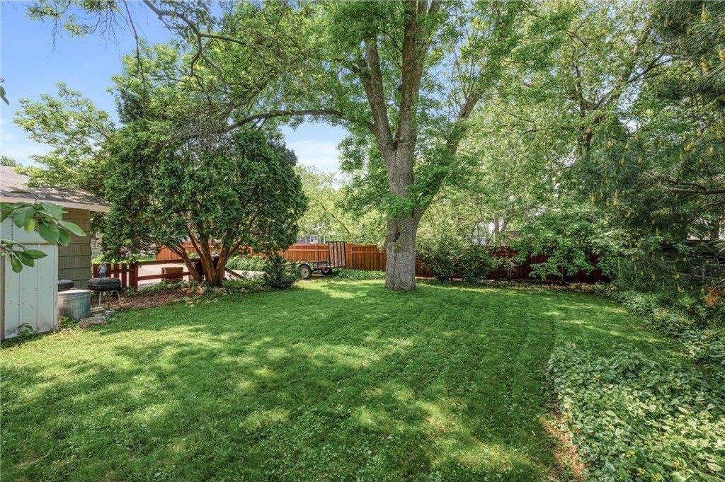 Ruby Dr, Saint Paul, MN 55118