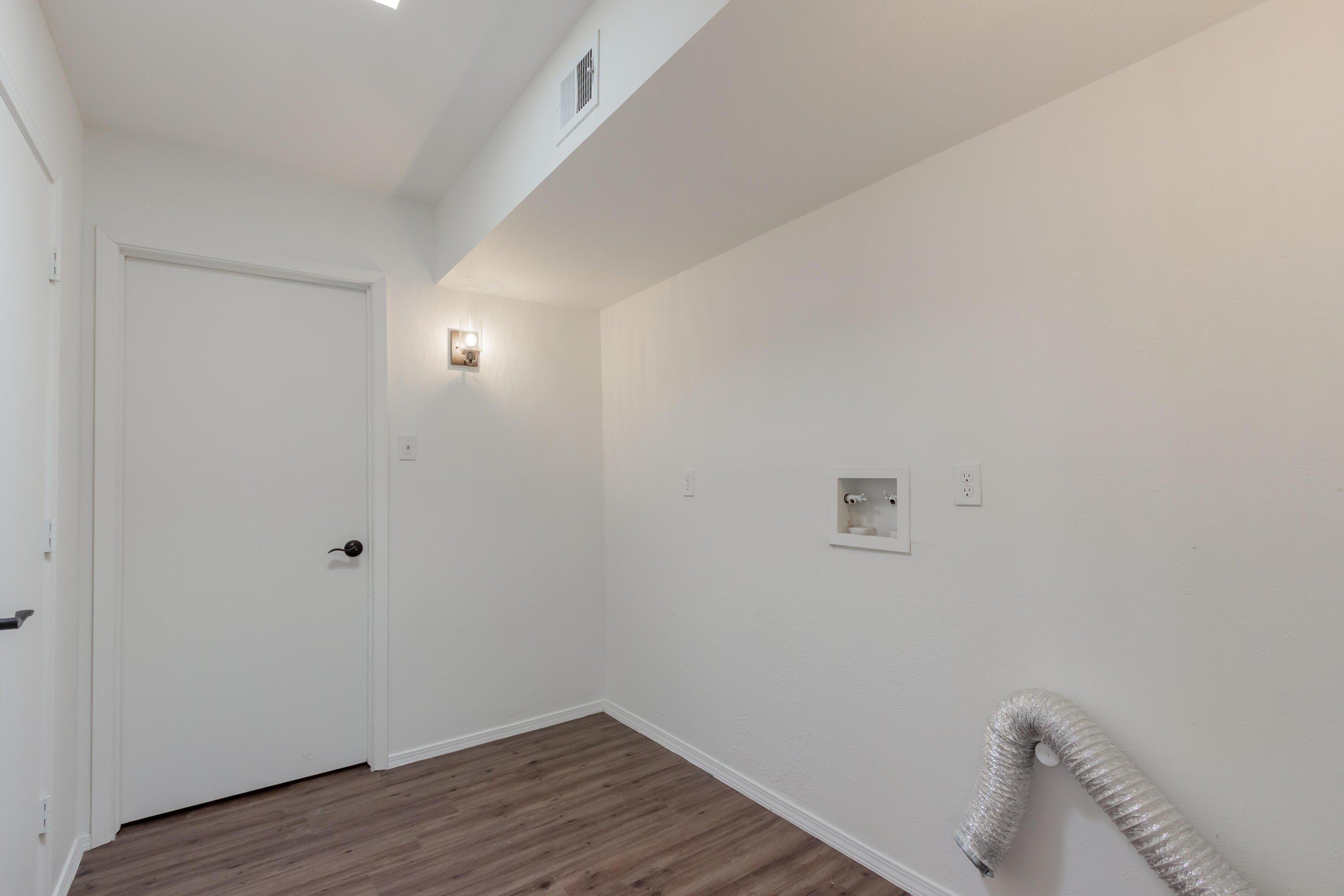 Paisano St Ne, Albuquerque, NM 87112