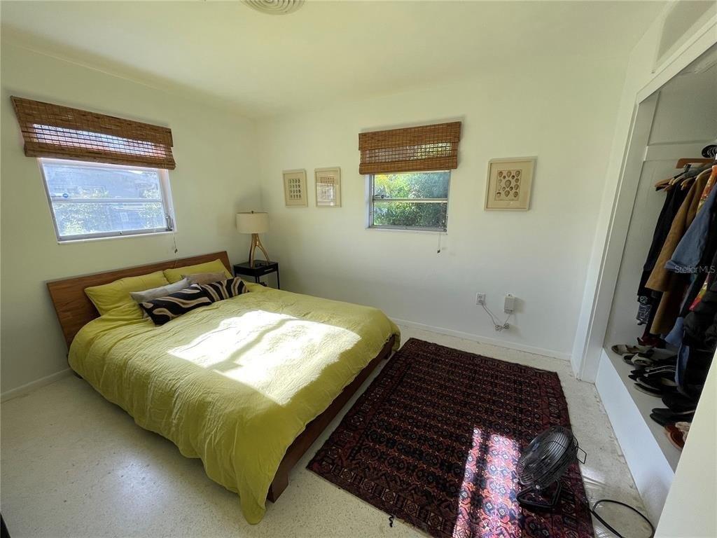 Palm Ter, Sarasota, FL 34231