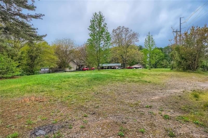 Auburn Rd, Auburn, GA 30011