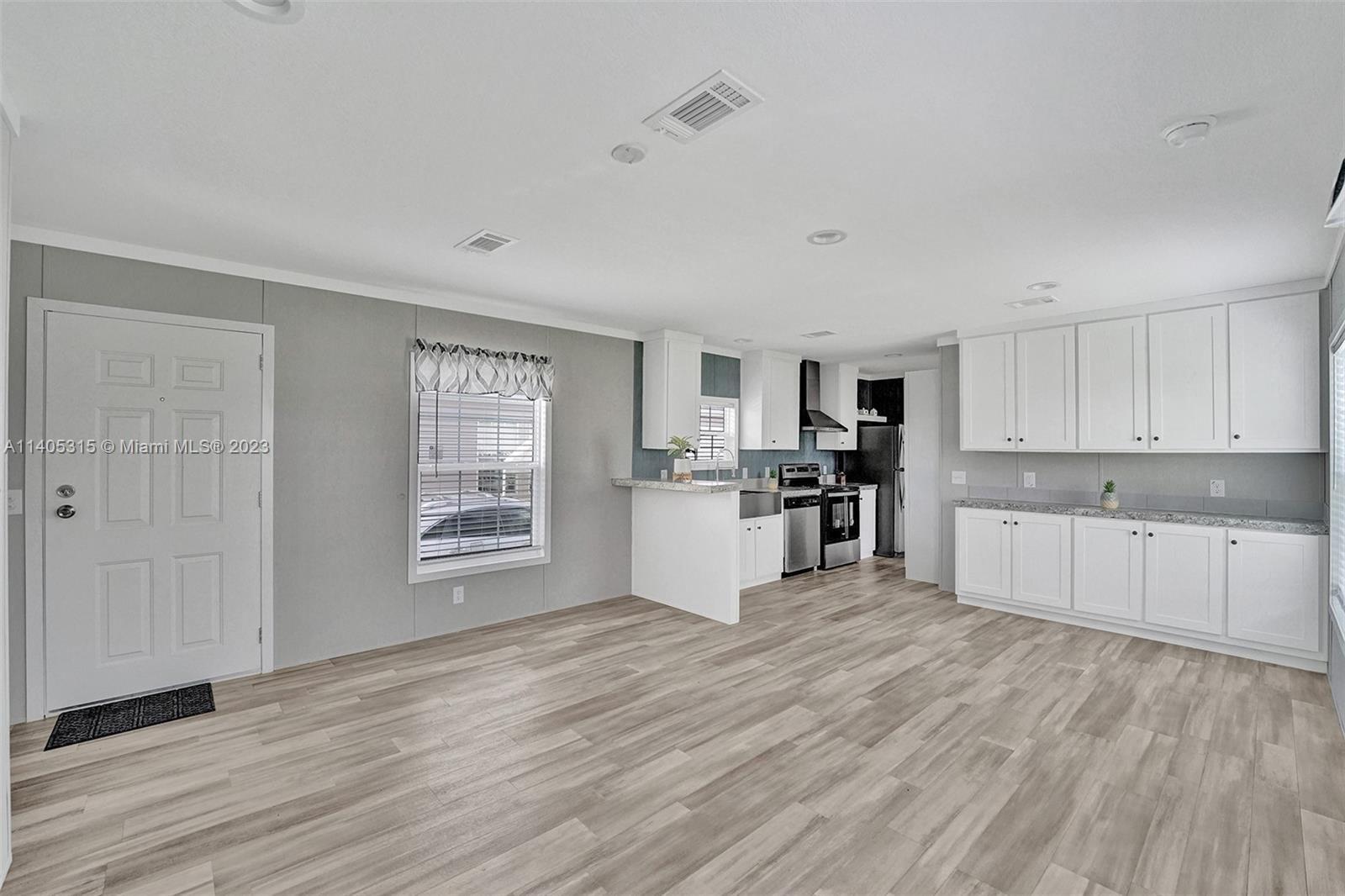 Sw Cypress Dr, Fort Lauderdale, FL 33312
