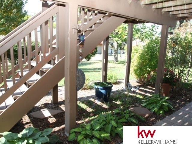 Kimberly Dr, Omaha, NE 68134