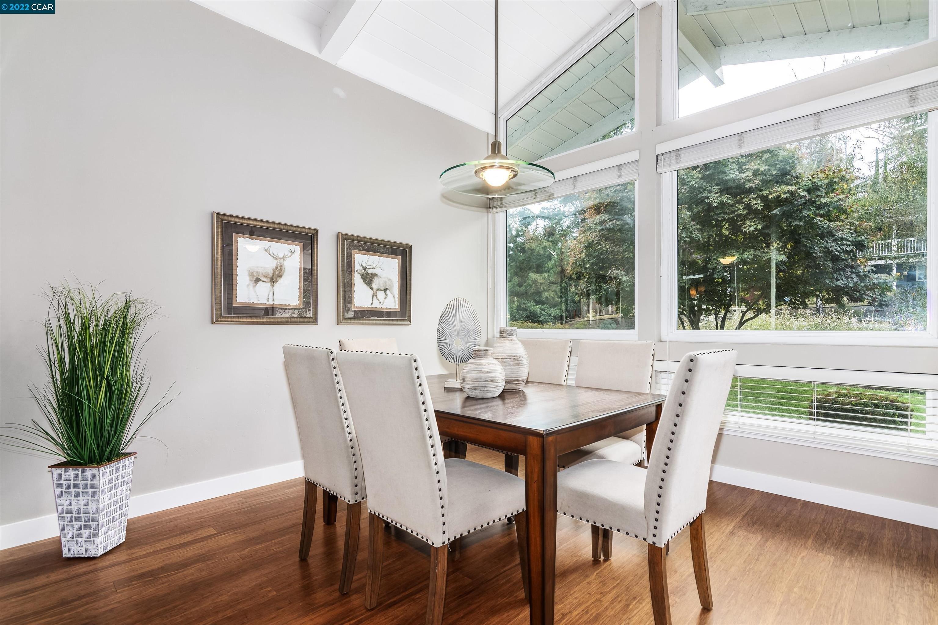 Corliss Dr, Moraga, CA 94556