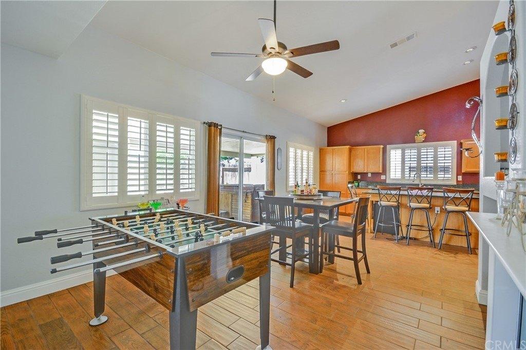 Bungalow Way, Elk Grove, CA 95758