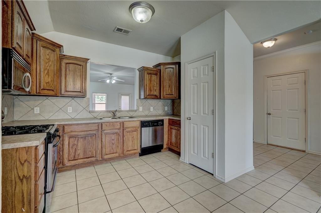 Cobalt Ave, Edmond, OK 73012