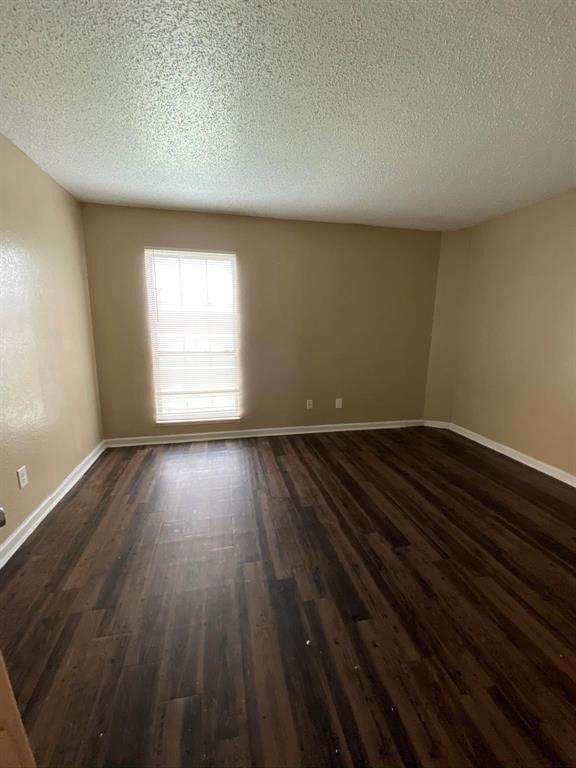 Aspen Dr, Dallas, TX 75227