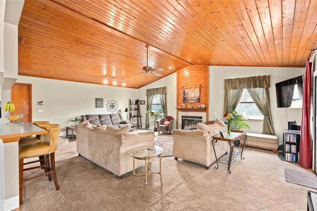 Cypress Ave, Orange City, FL 32763