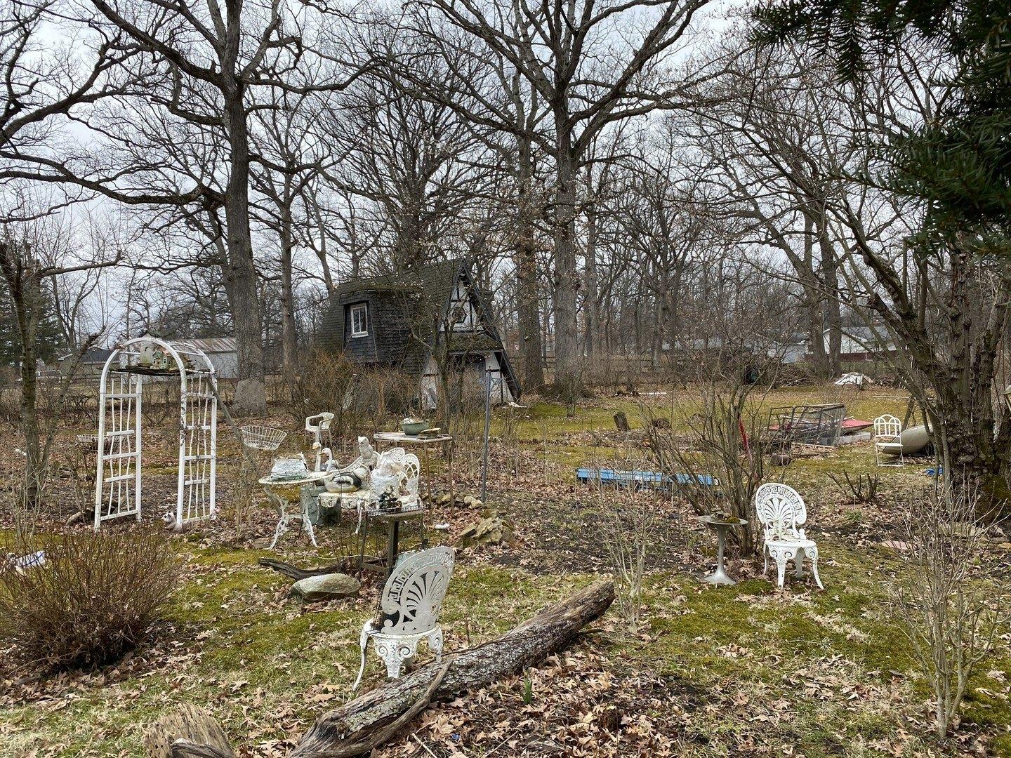 S Kings Rd, Crete, IL 60417