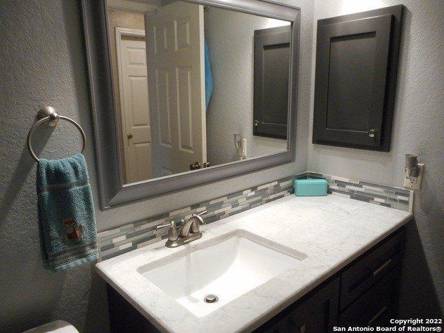 Bordeaux Bay, San Antonio, TX 78255
