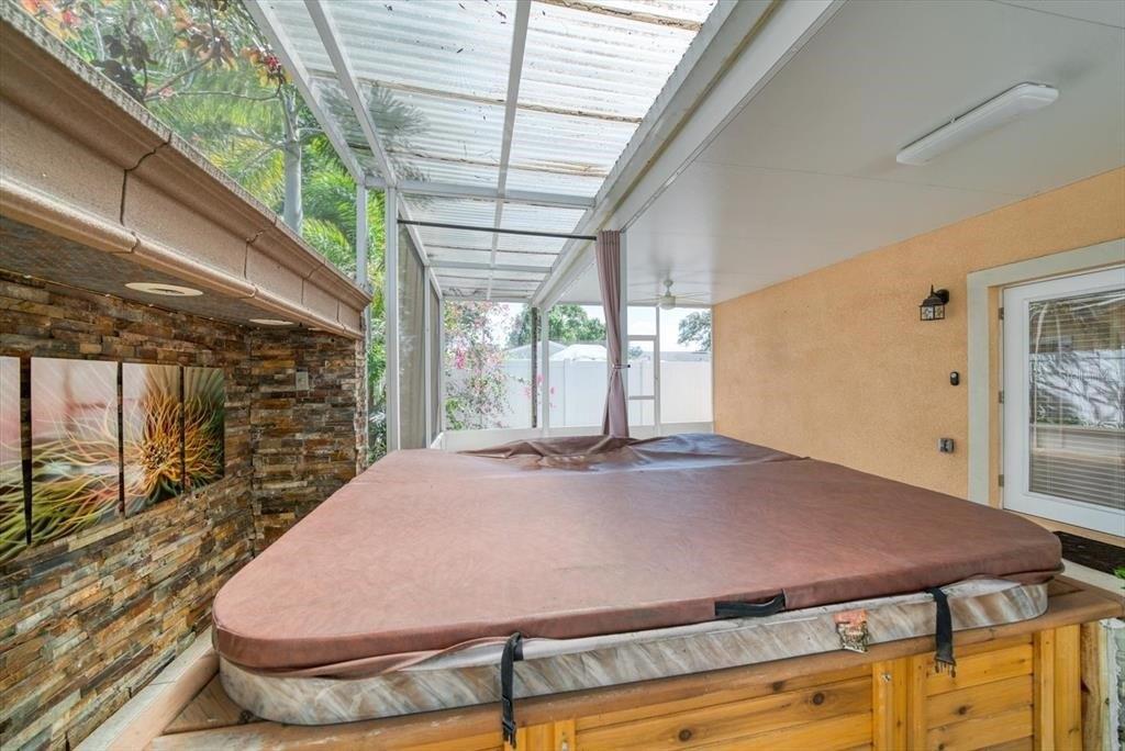 N Macdill Ave, Tampa, FL 33607