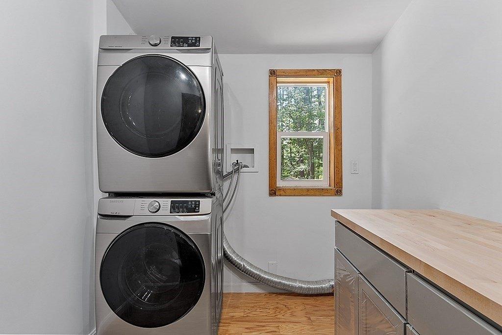 Beech St, Tyngsboro, MA 01879