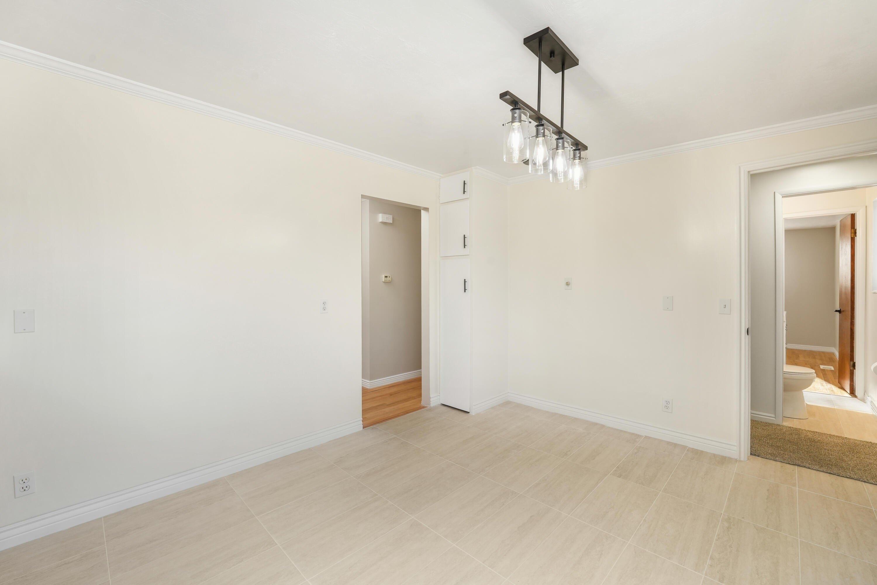 E Casa Blanco Cir, Midvale, UT 84047