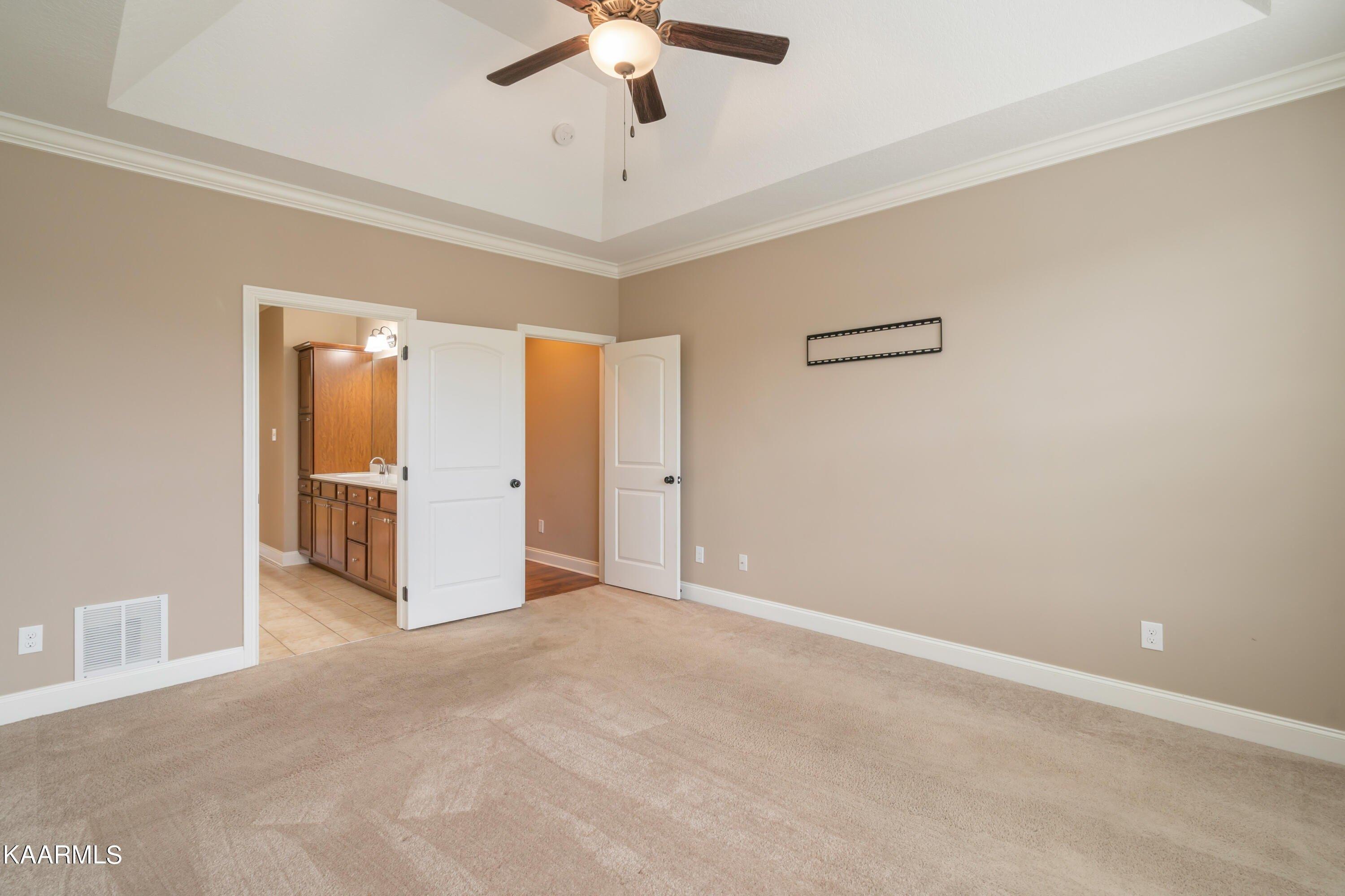 Enchanted Ln, Knoxville, TN 37918