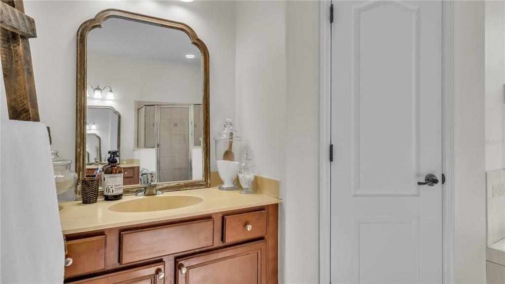 Alleria Ct, Auburndale, FL 33823