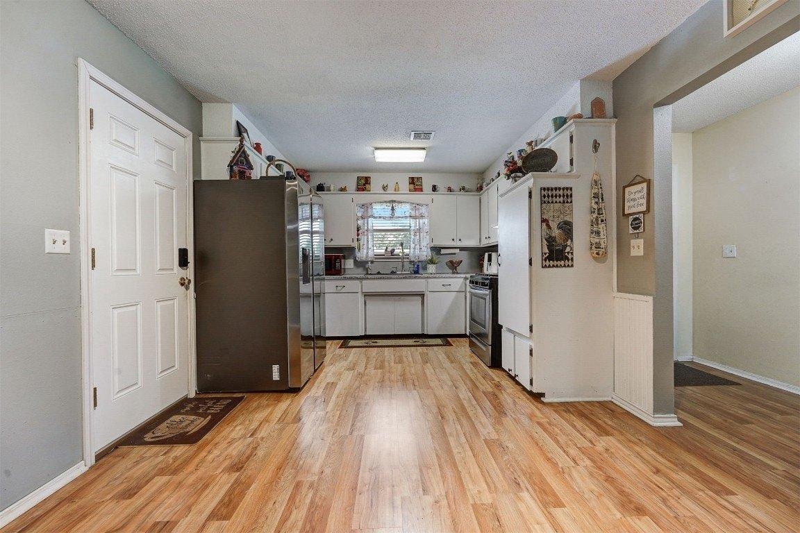 Walker St, Harrah, OK 73045
