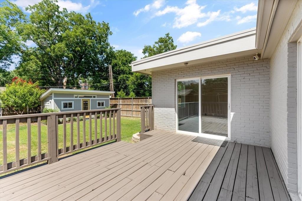 Stoneleigh Ave, Dallas, TX 75235
