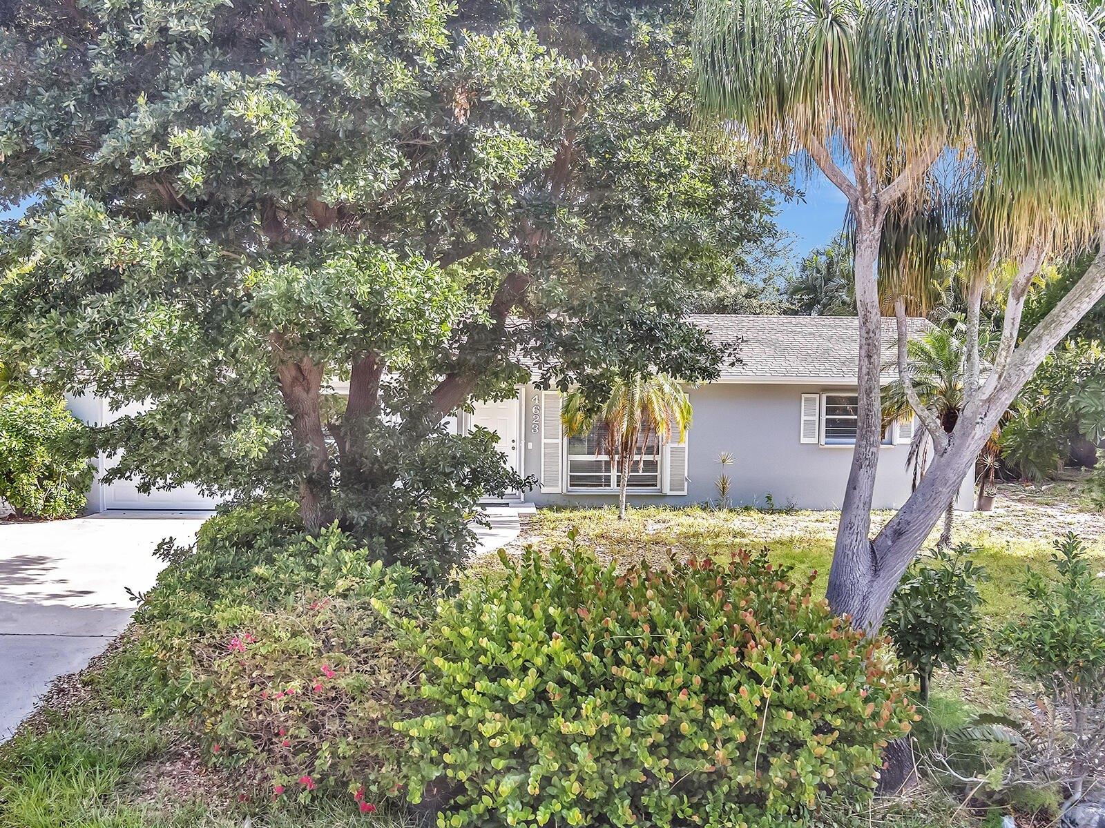 Barrett St, Delray Beach, FL 33445