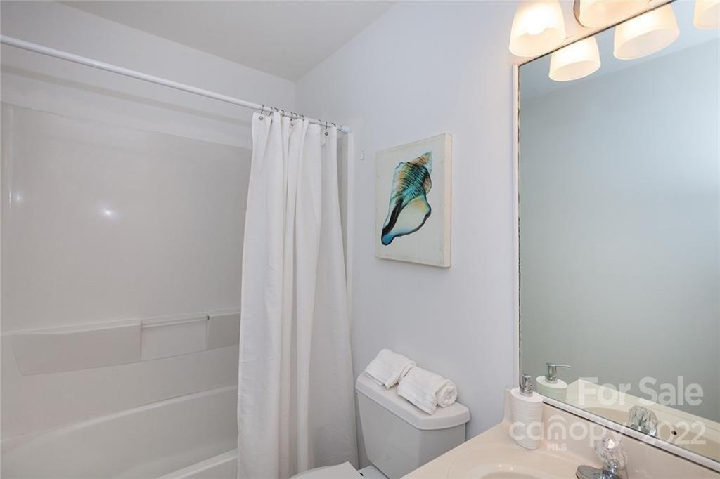 Quiet Cove Rd, Mooresville, NC 28117