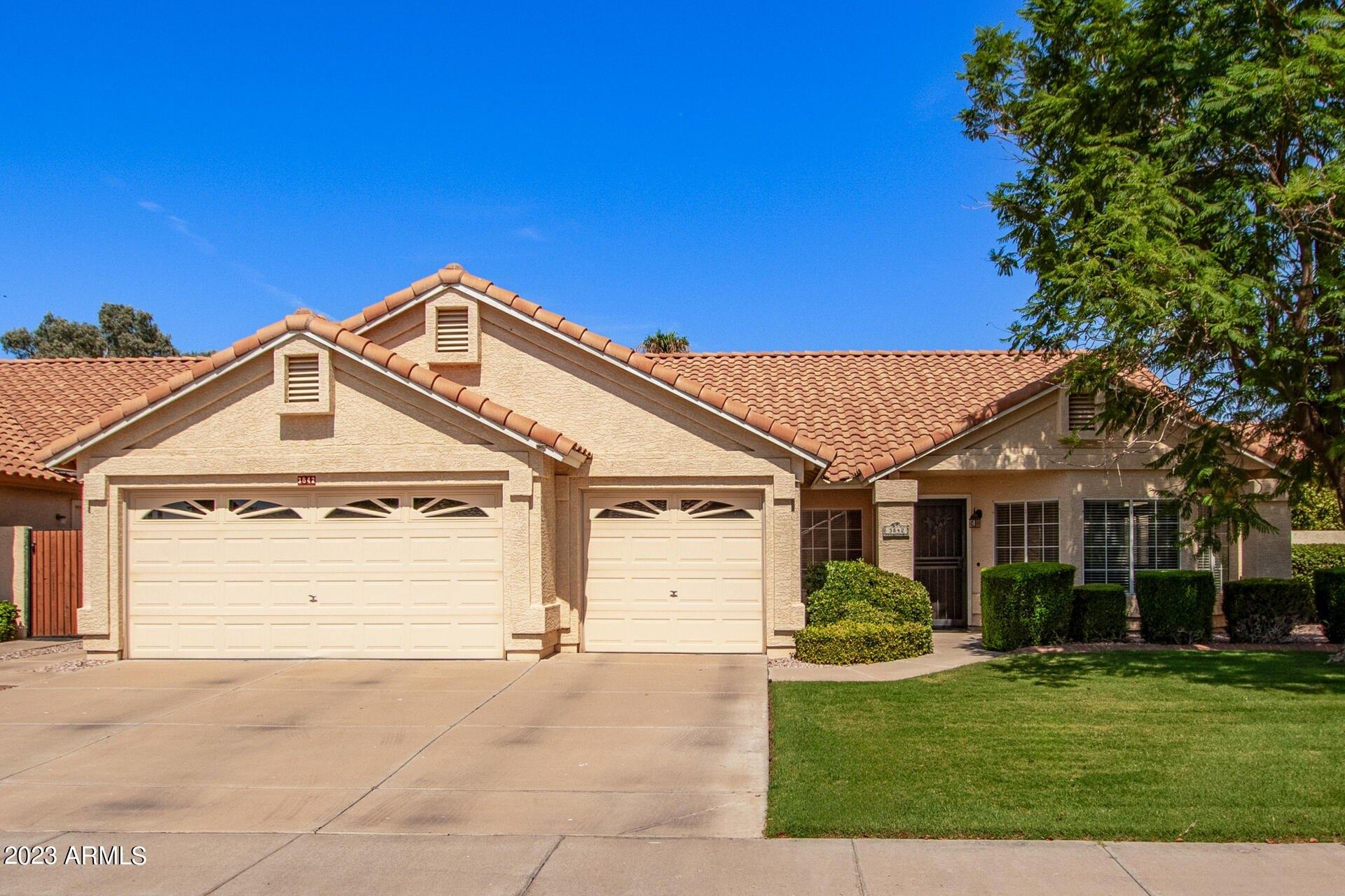 S Hawthorn Dr, Chandler, AZ 85248