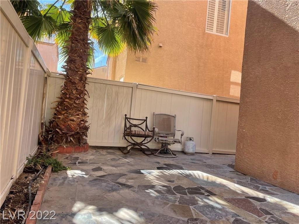 Arcadia Sunrise Dr, Henderson, NV 89052