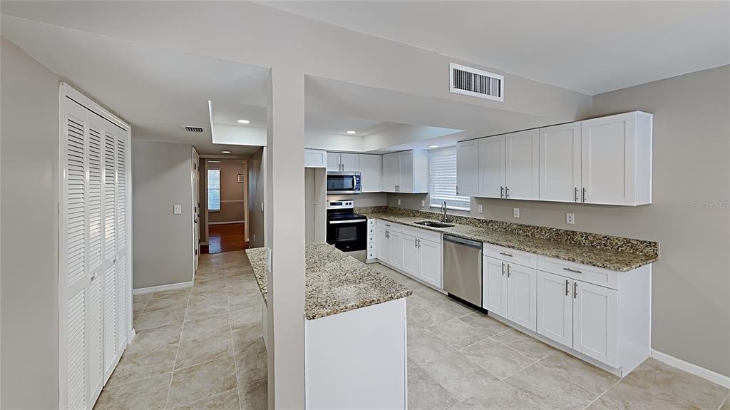 Shadow Ln, Lakeland, FL 33813