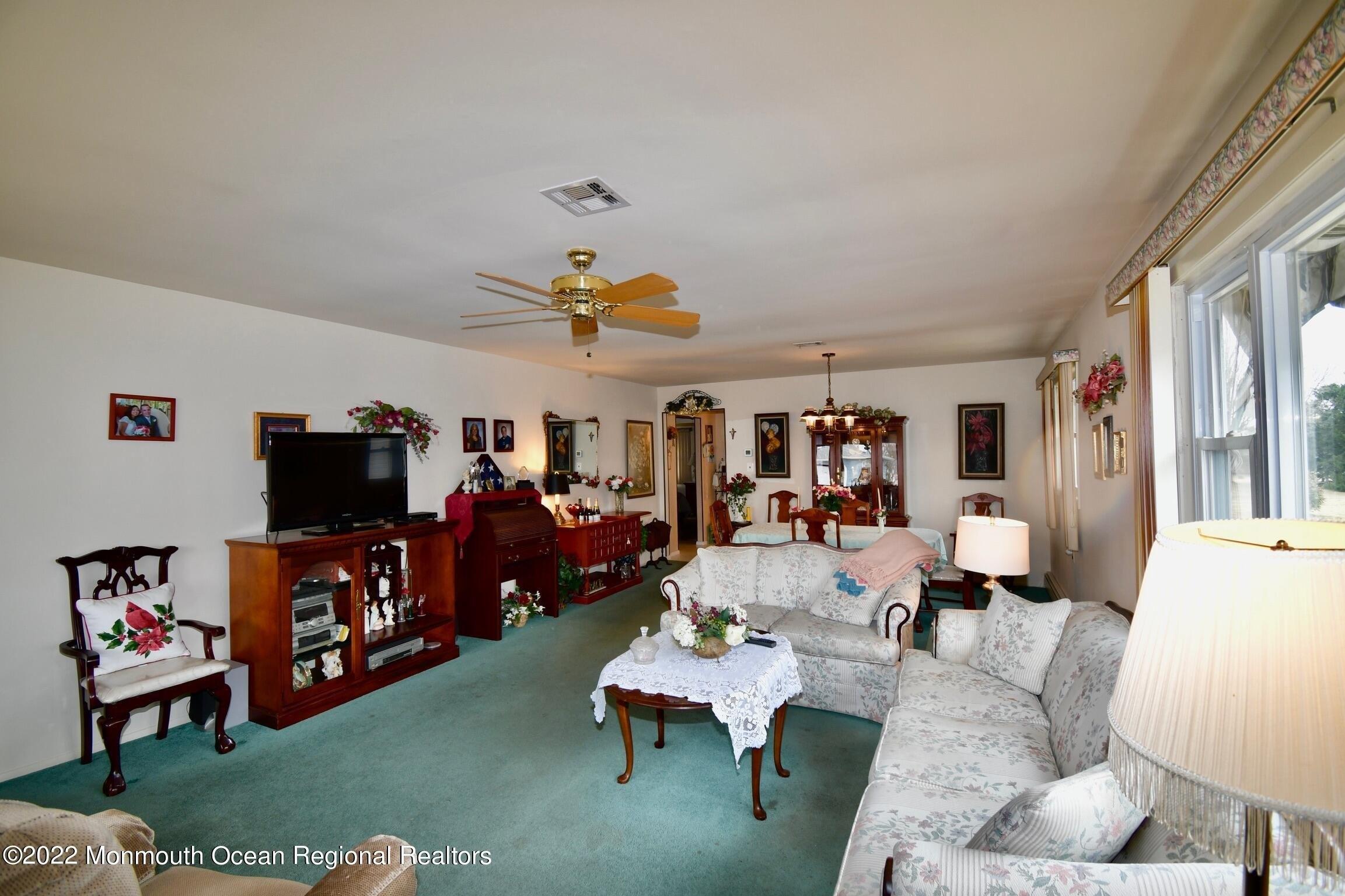 Puerto Vallarta St, Toms River, NJ 08757
