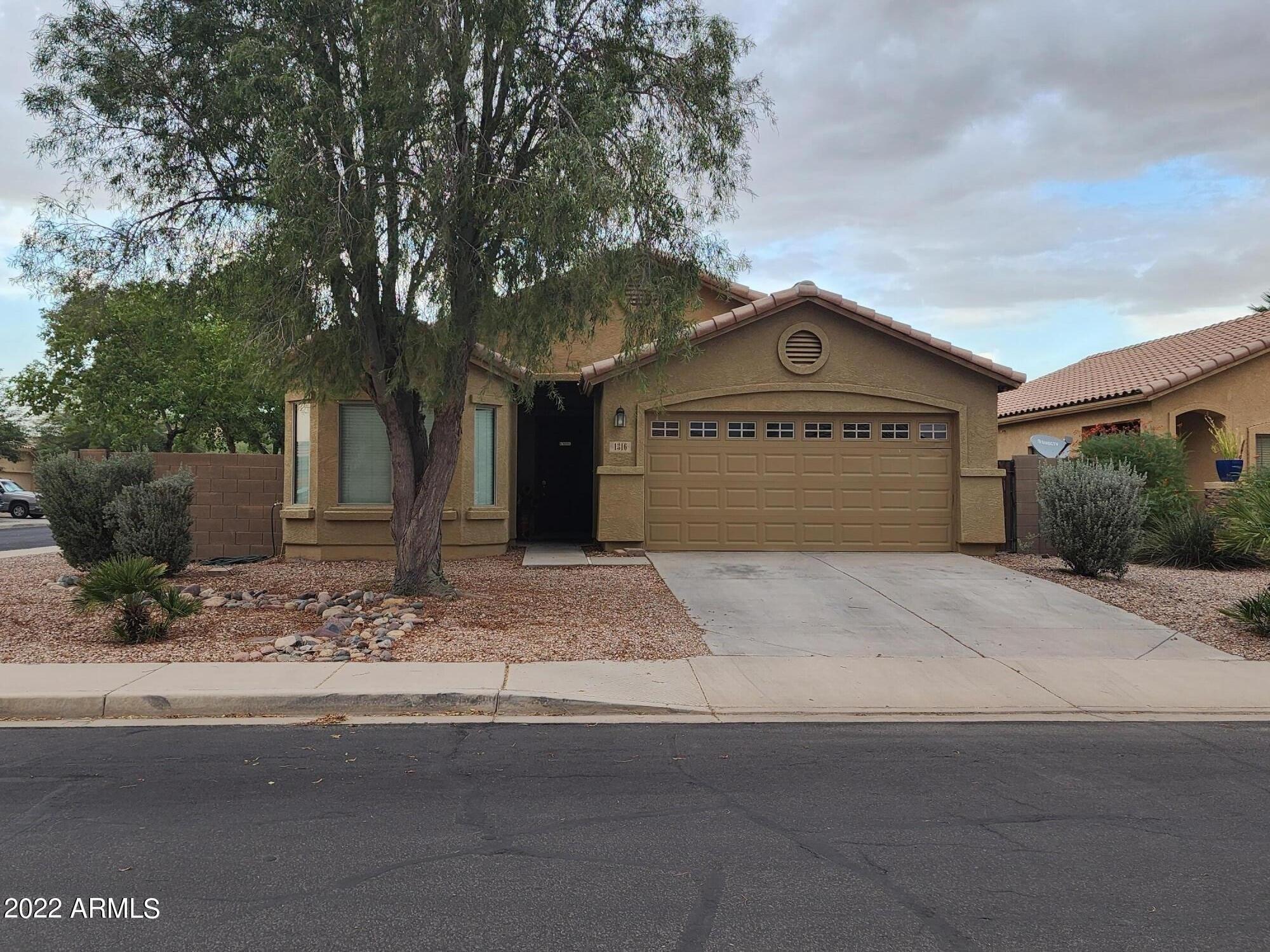 E Julius St, Casa Grande, AZ 85122