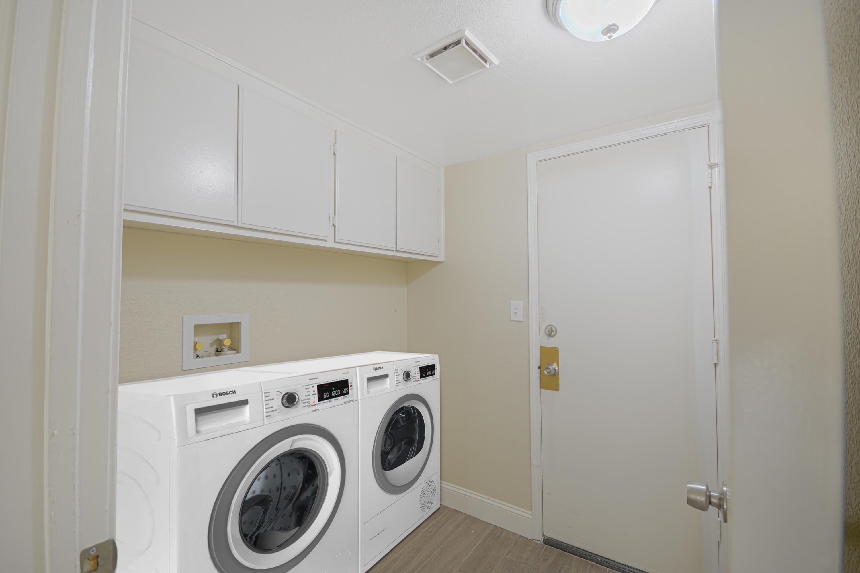 Seville Ave, Palmdale, CA 93551