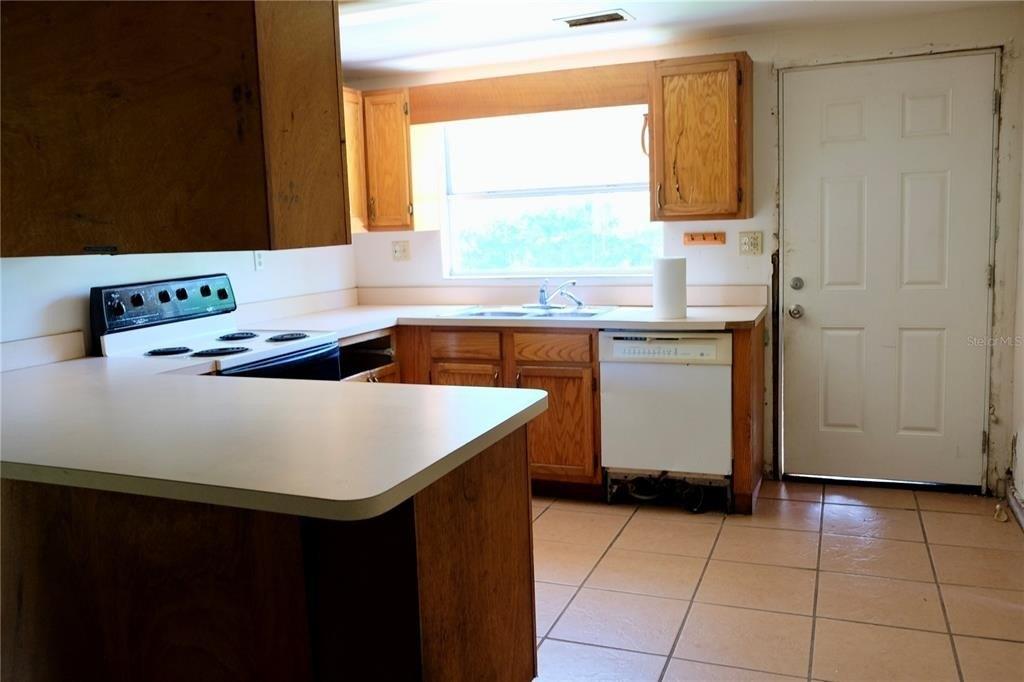 Annandale Ave, Orlando, FL 32810