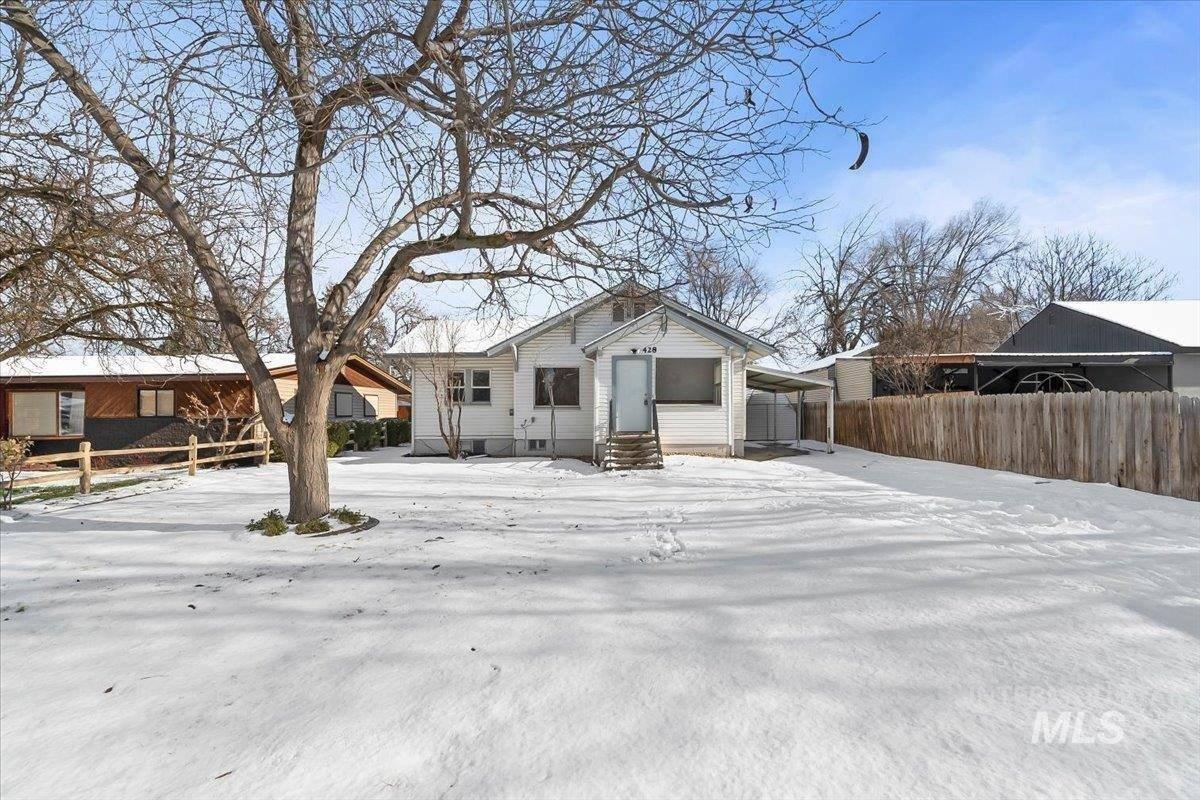 S Almond St, Nampa, ID 83686