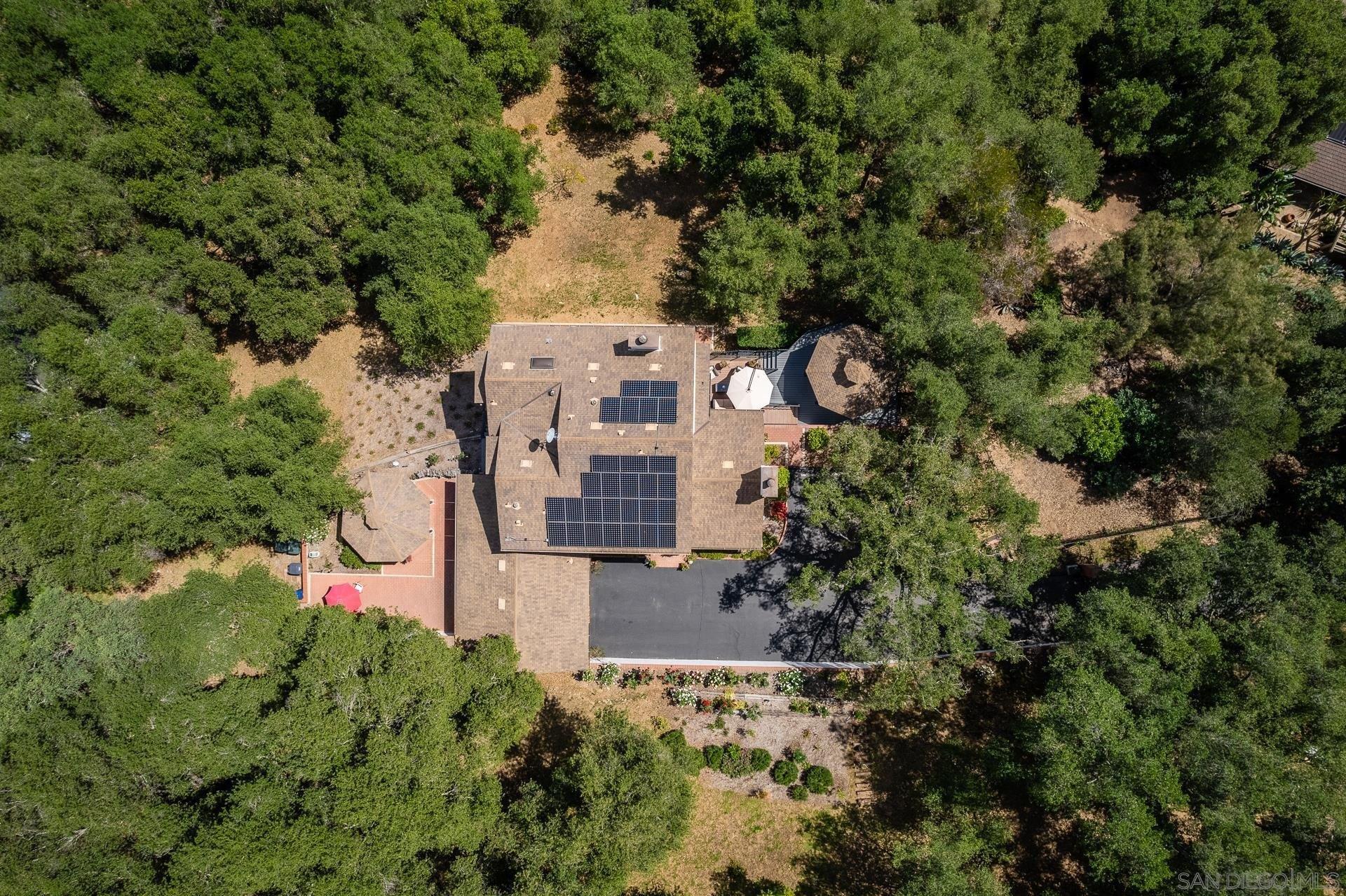 Tecalote Dr, Fallbrook, CA 92028