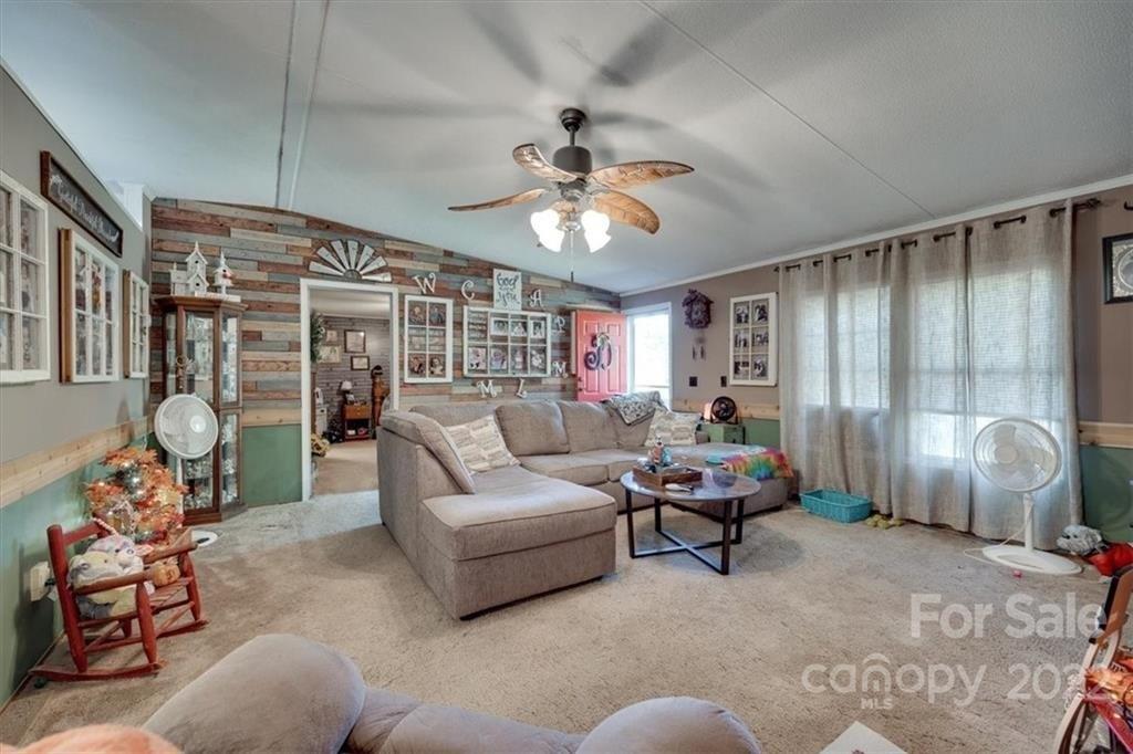 Catawba Woods Ct, Belmont, NC 28012