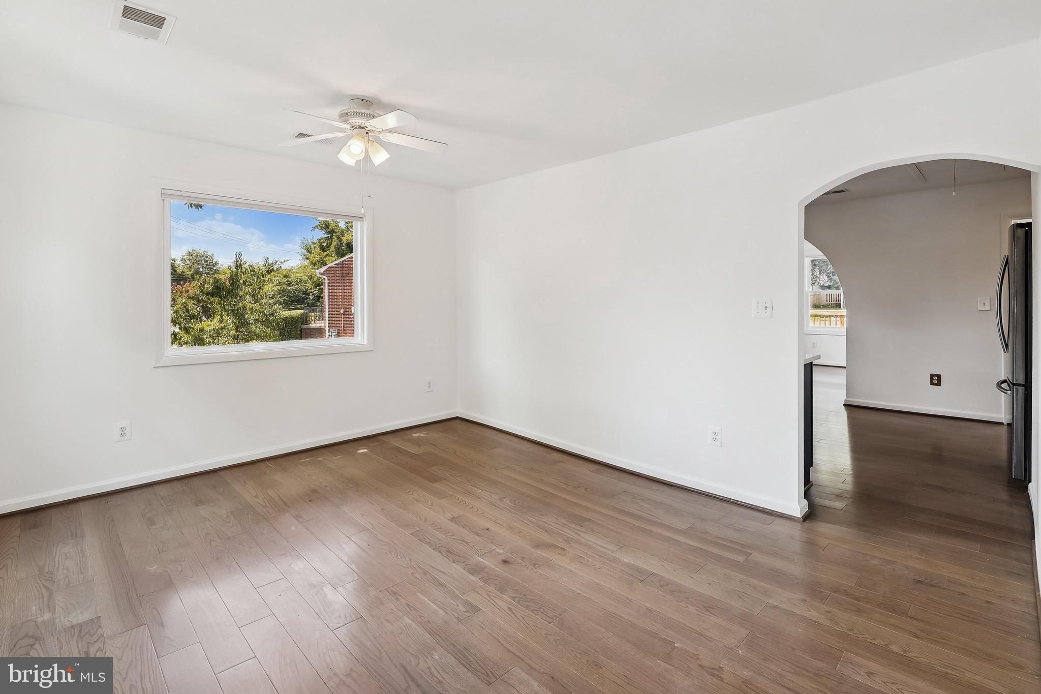 King St, Alexandria, VA 22302
